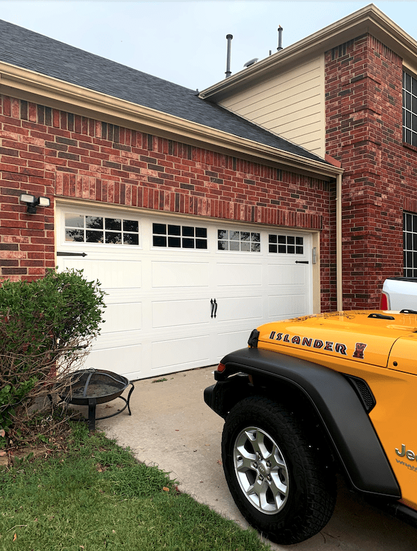 garage doors Northlake TX